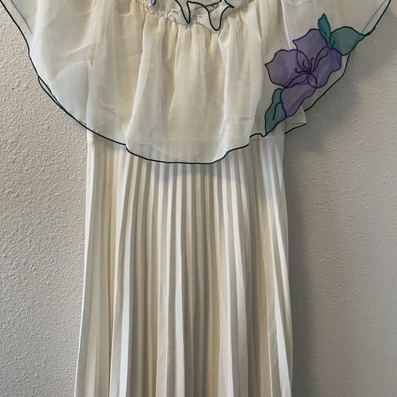 Vintage 1970's Maxi Dress White Pleated Off the Shoulder Chiffon Boho Ethereal - Picture 3 of 15